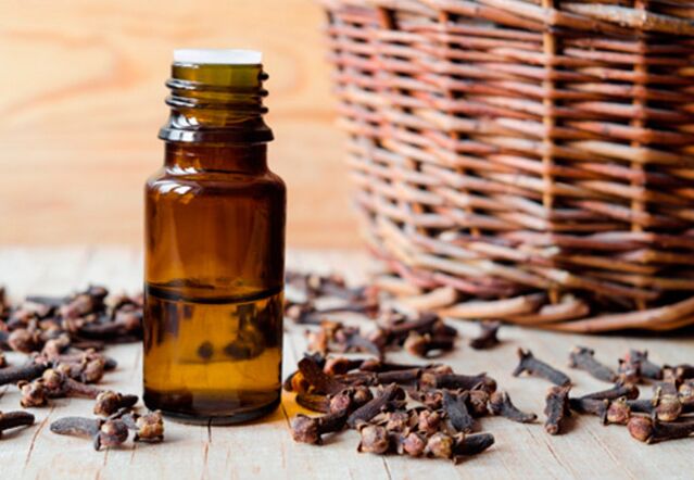 Ang mga gabay sa aromatherapy ay pinapaboran ang clove bud oil